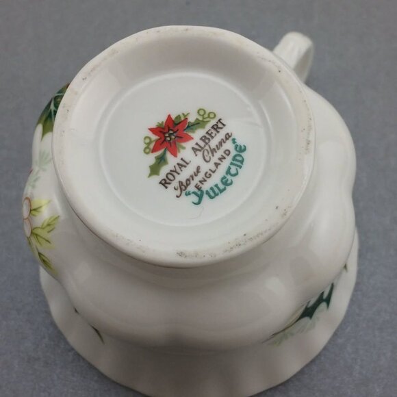 Vintage Christmas Yuletide Teacup Saucer Royal Albert Poinsettias Factory Second - Picture 7 of 10